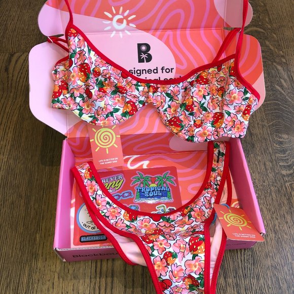 Blackbough Berry Cherry Fiona Bikini - Picture 5 of 6